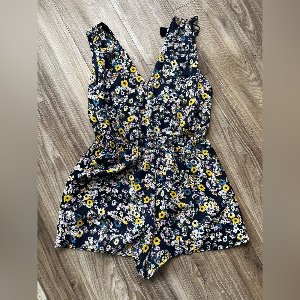 Cupcakes & Cashmere medium sized romper!